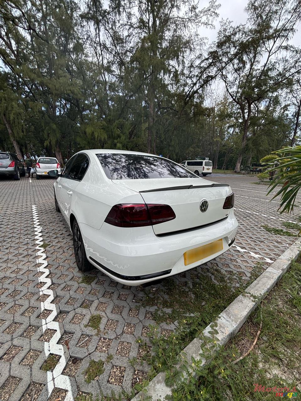 2014' Volkswagen Passat photo #5