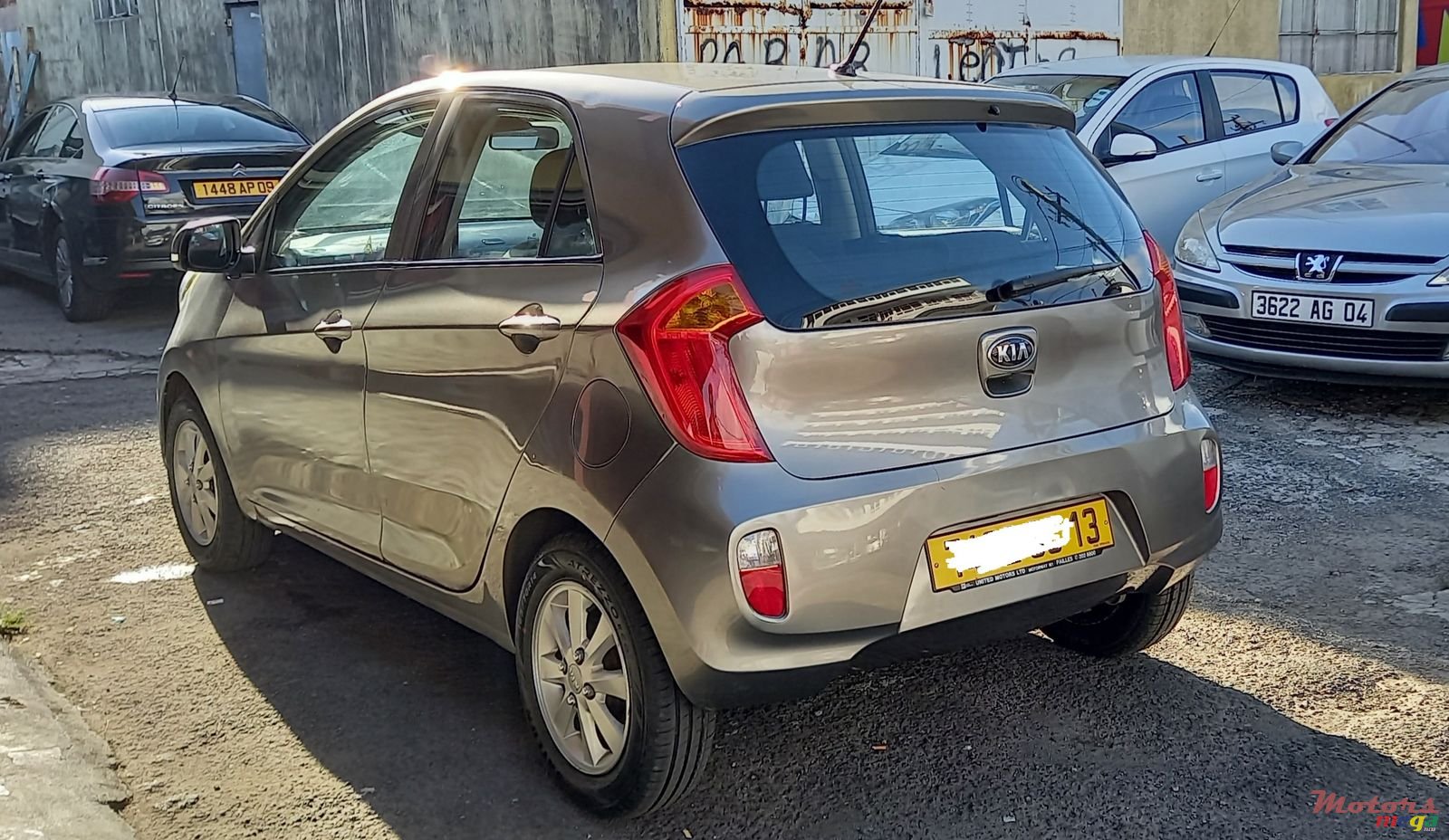 2013' Kia Picanto photo #3