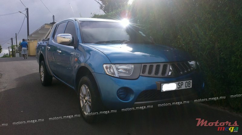 2008' Mitsubishi Sportero L200 photo #1