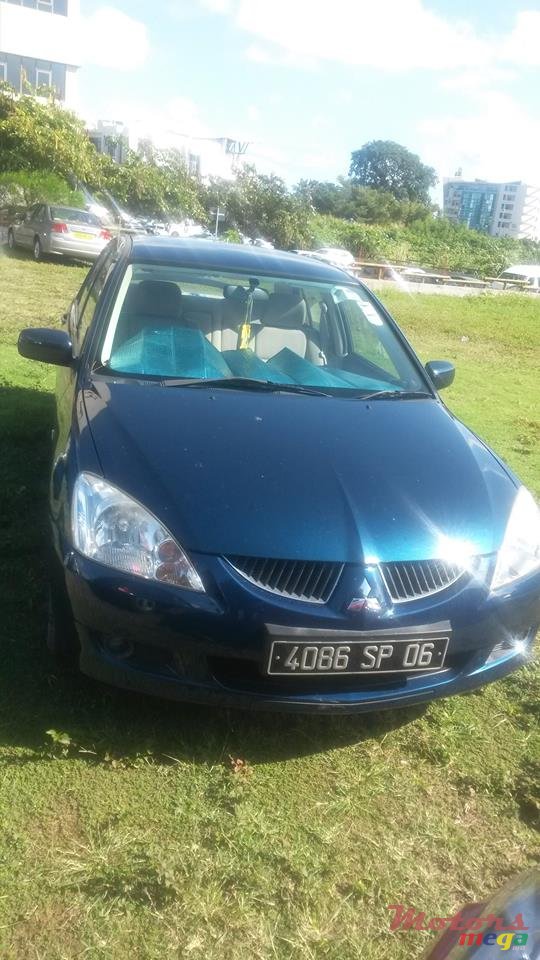 2006' Mitsubishi Lancer photo #1