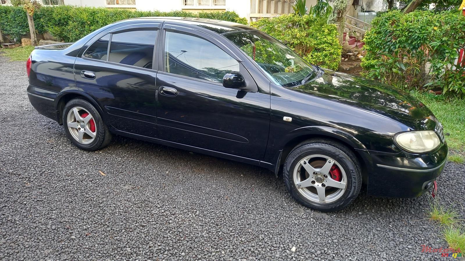 2005' Nissan Sunny photo #5