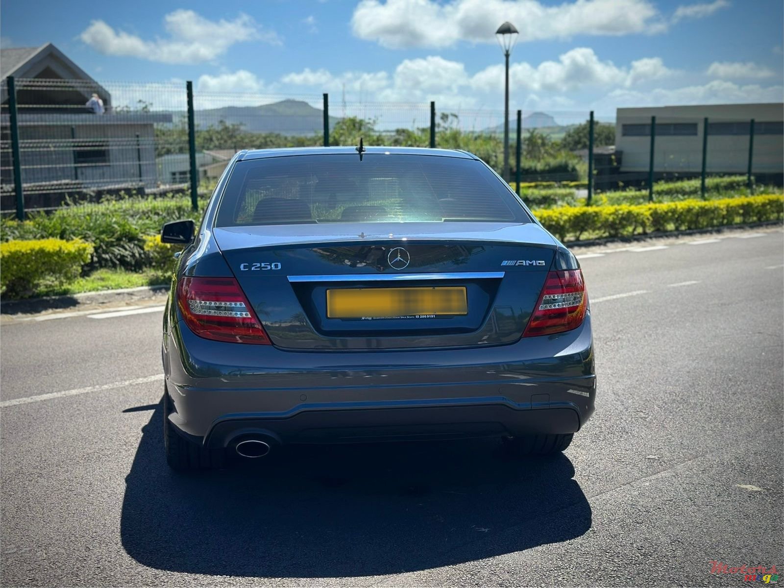 2012' Mercedes-Benz C250 AMG Pack photo #3