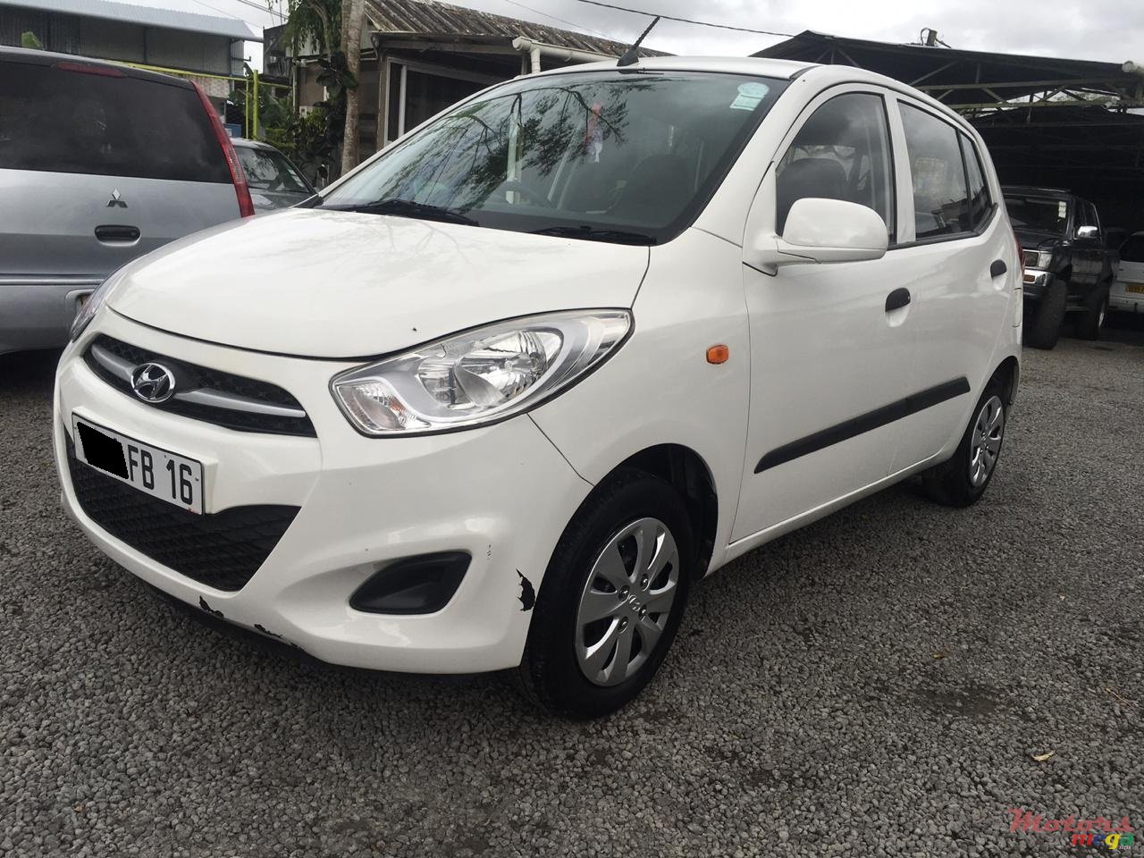 2016' Hyundai i10 photo #1