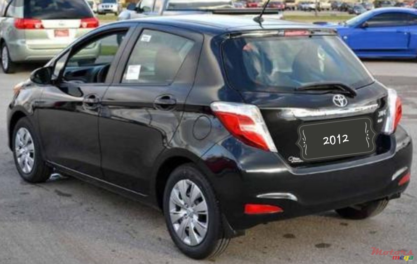 2012' Toyota Vitz New shape photo #1