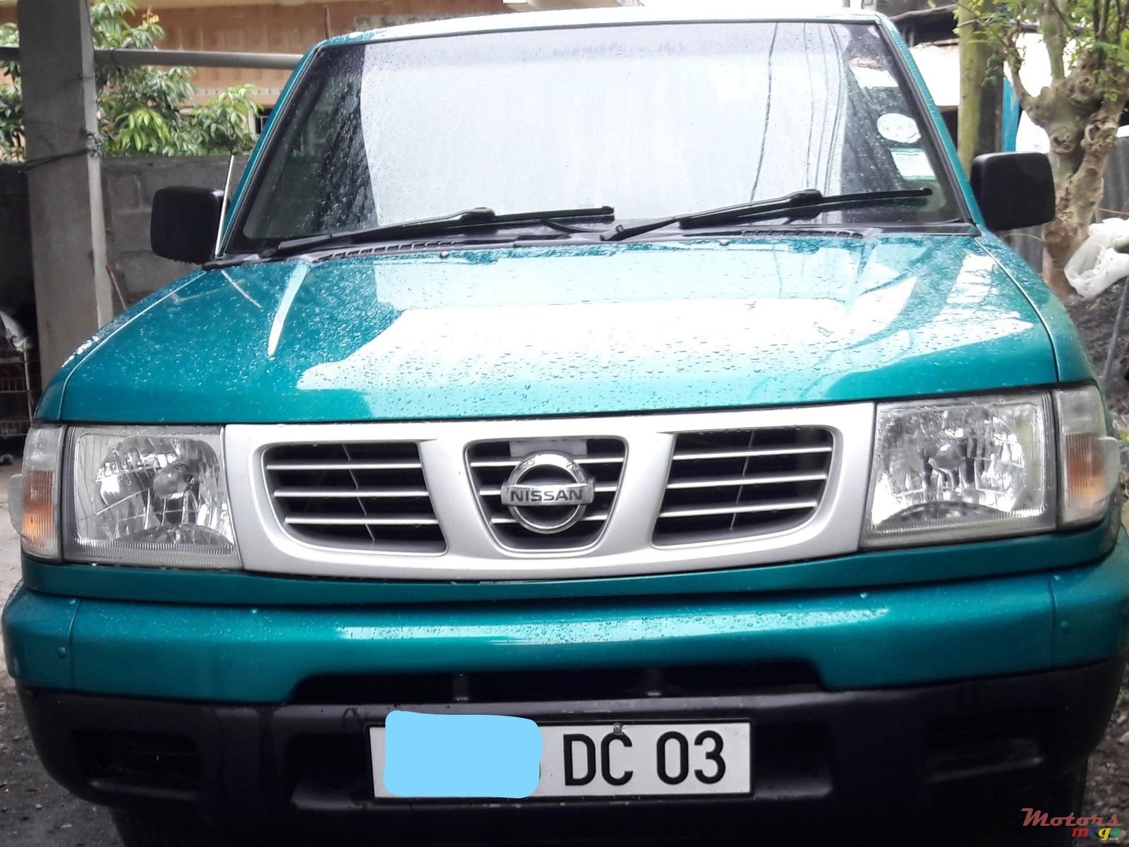 2003' Nissan Hardbody photo #1