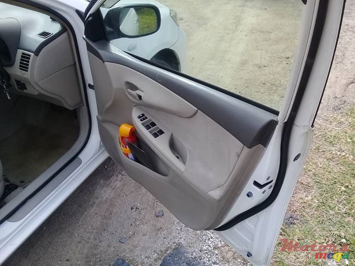 2008' Toyota Axio 0 photo #3