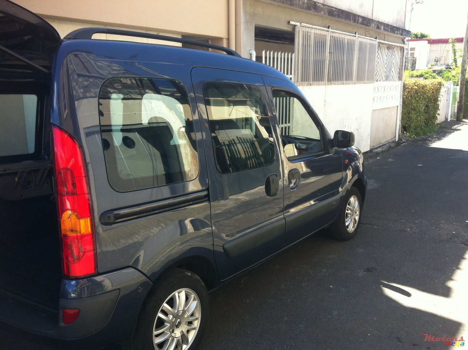 2006' Renault Kangoo photo #6