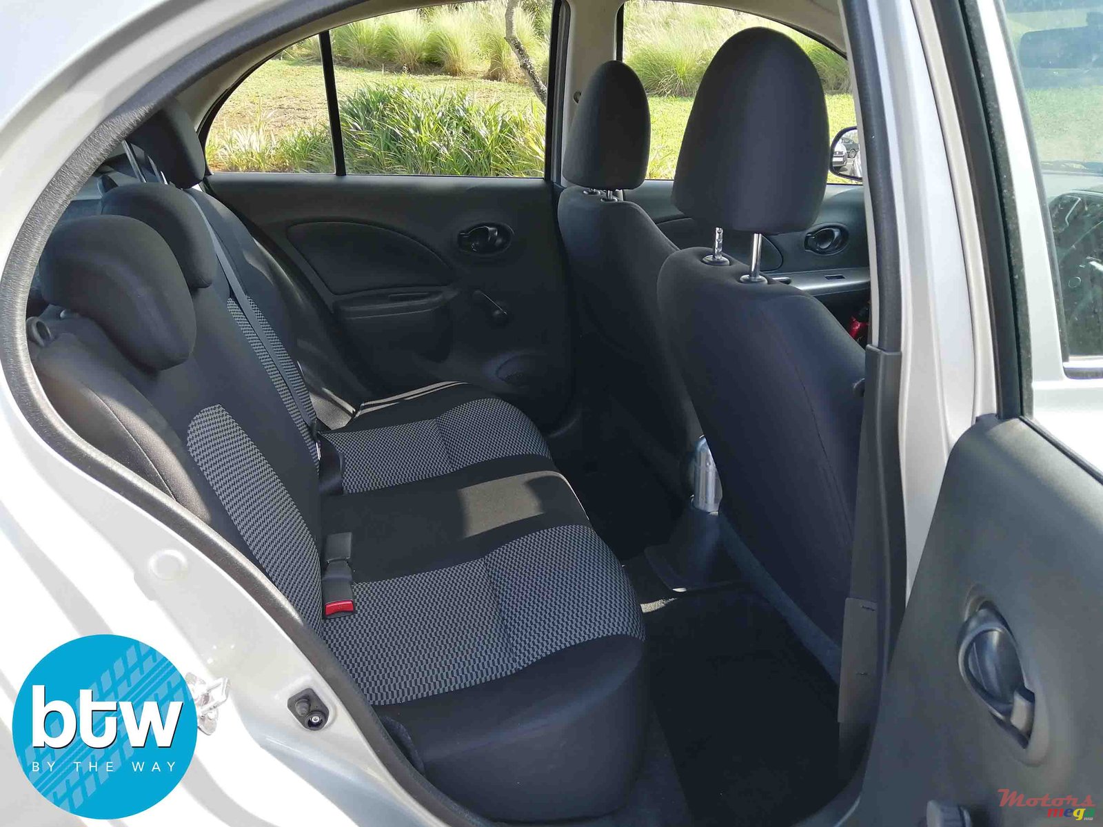 2016' Nissan March photo #3