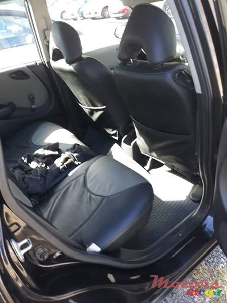 2006' Honda Jazz photo #1