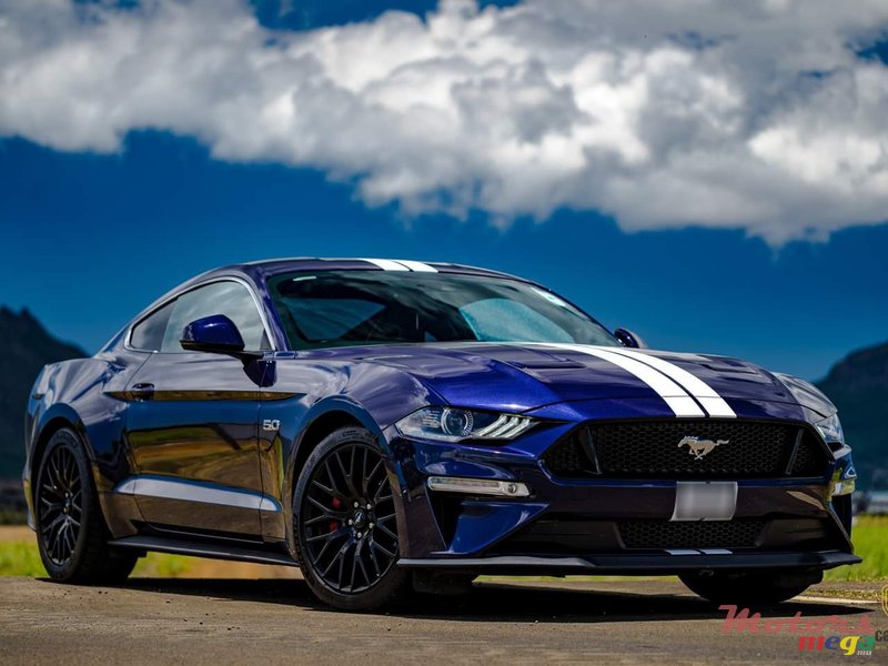 2019' Ford Mustang GT 5.0 V8 Premium Plus photo #3
