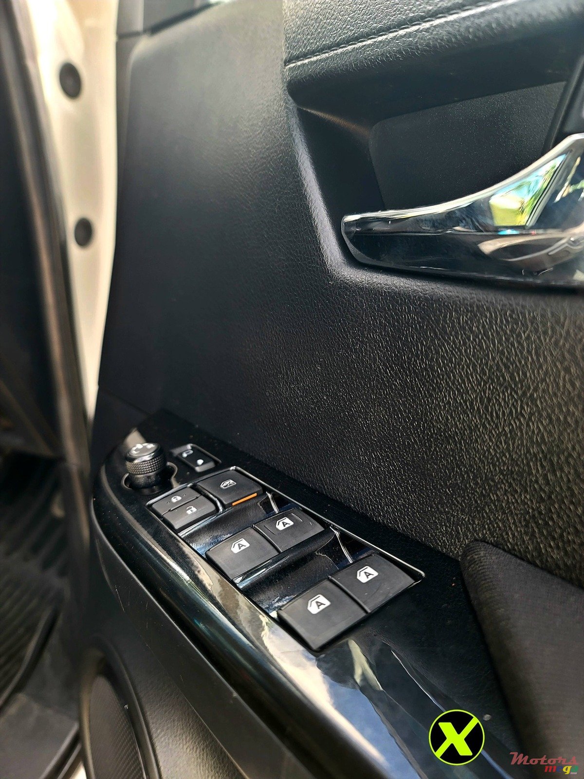 2018' Toyota Hilux photo #7