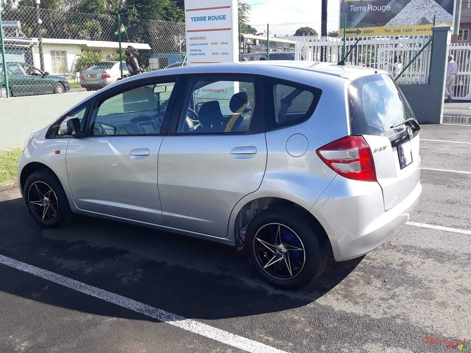 2010' Honda Fit photo #3