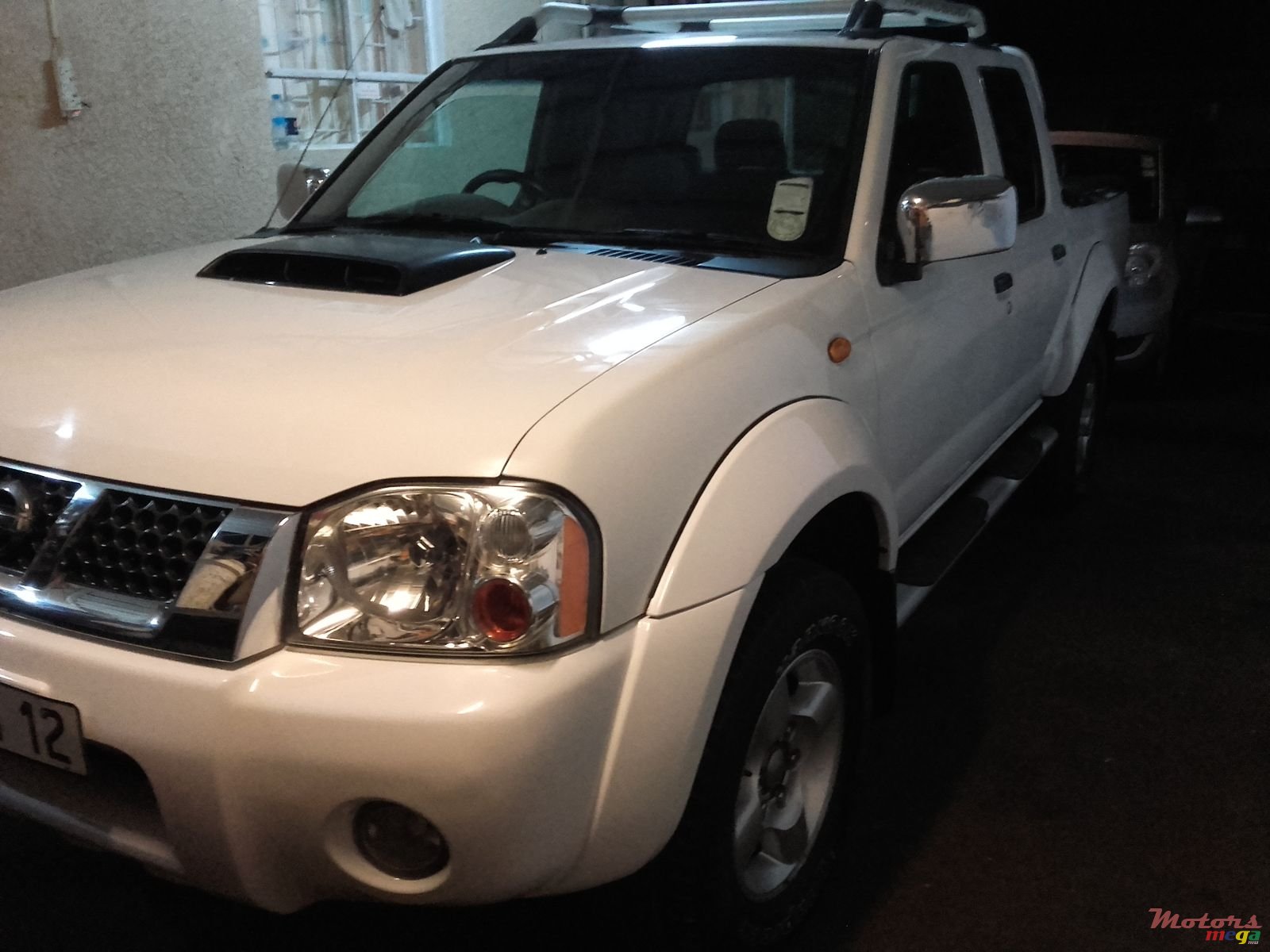 2012' Nissan Hardbody photo #4