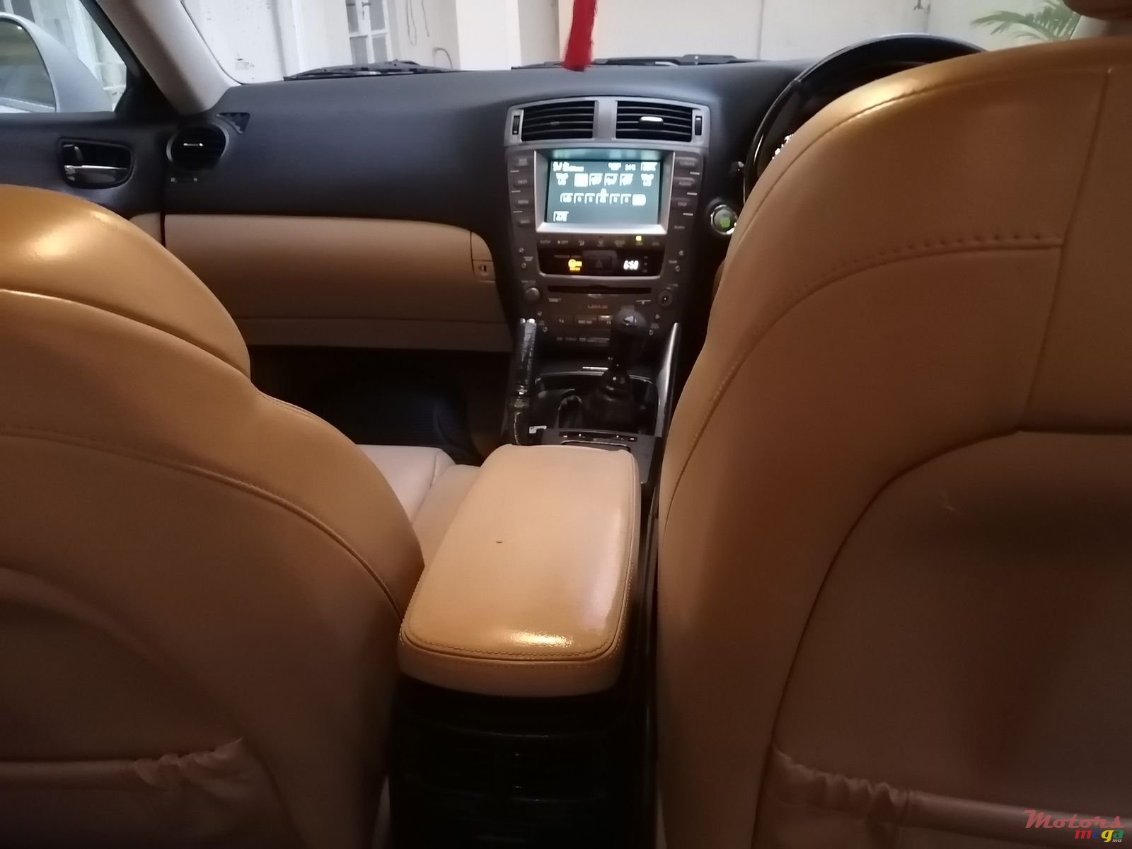 2008' Lexus IS photo #4