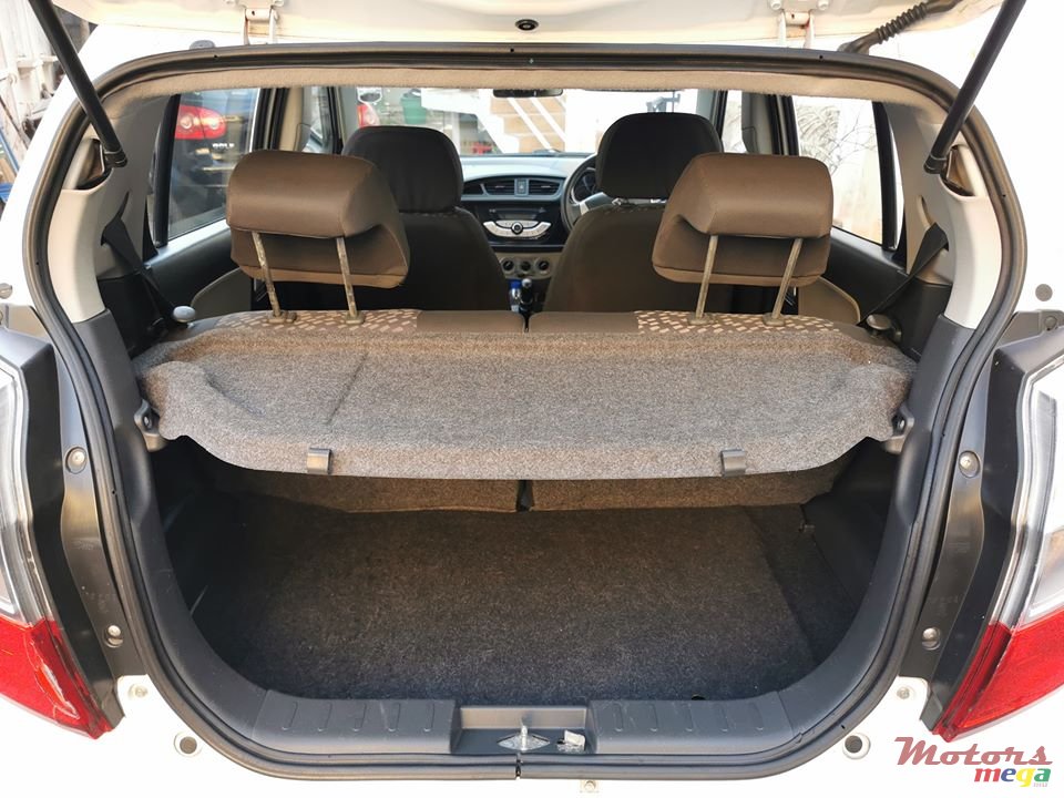 2016' Suzuki Alto K10 photo #7