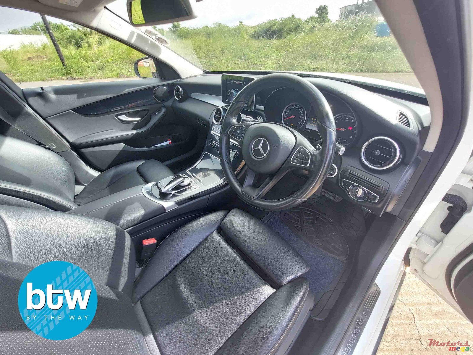 2018' Mercedes-Benz C-Class photo #6