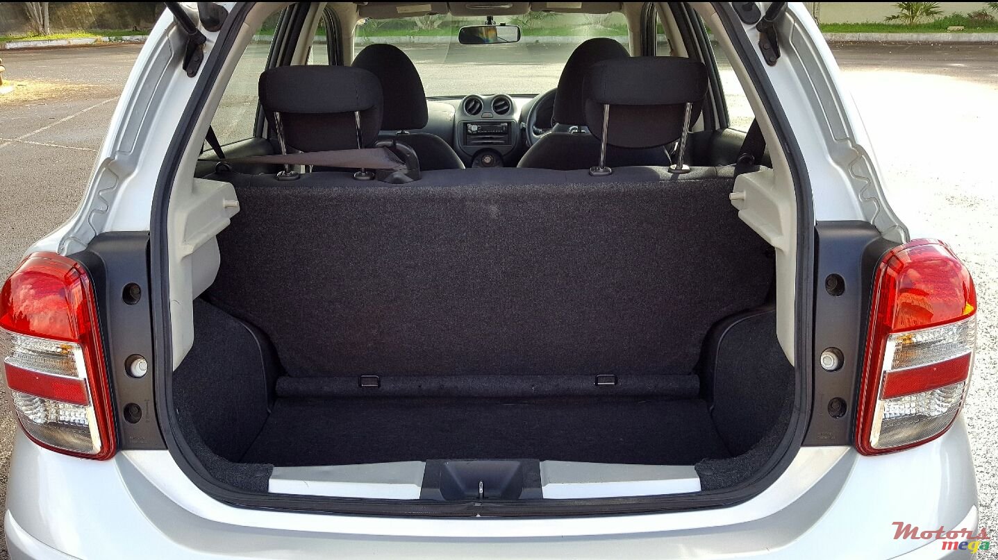 2011' Nissan March photo #7