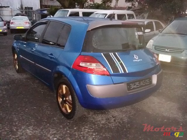 2005' Renault Megane photo #5