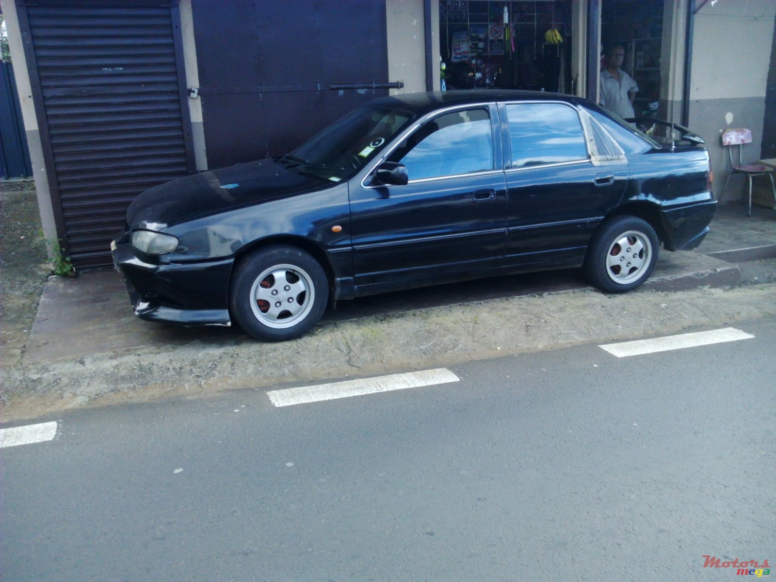 1993' Hyundai Elantra photo #2