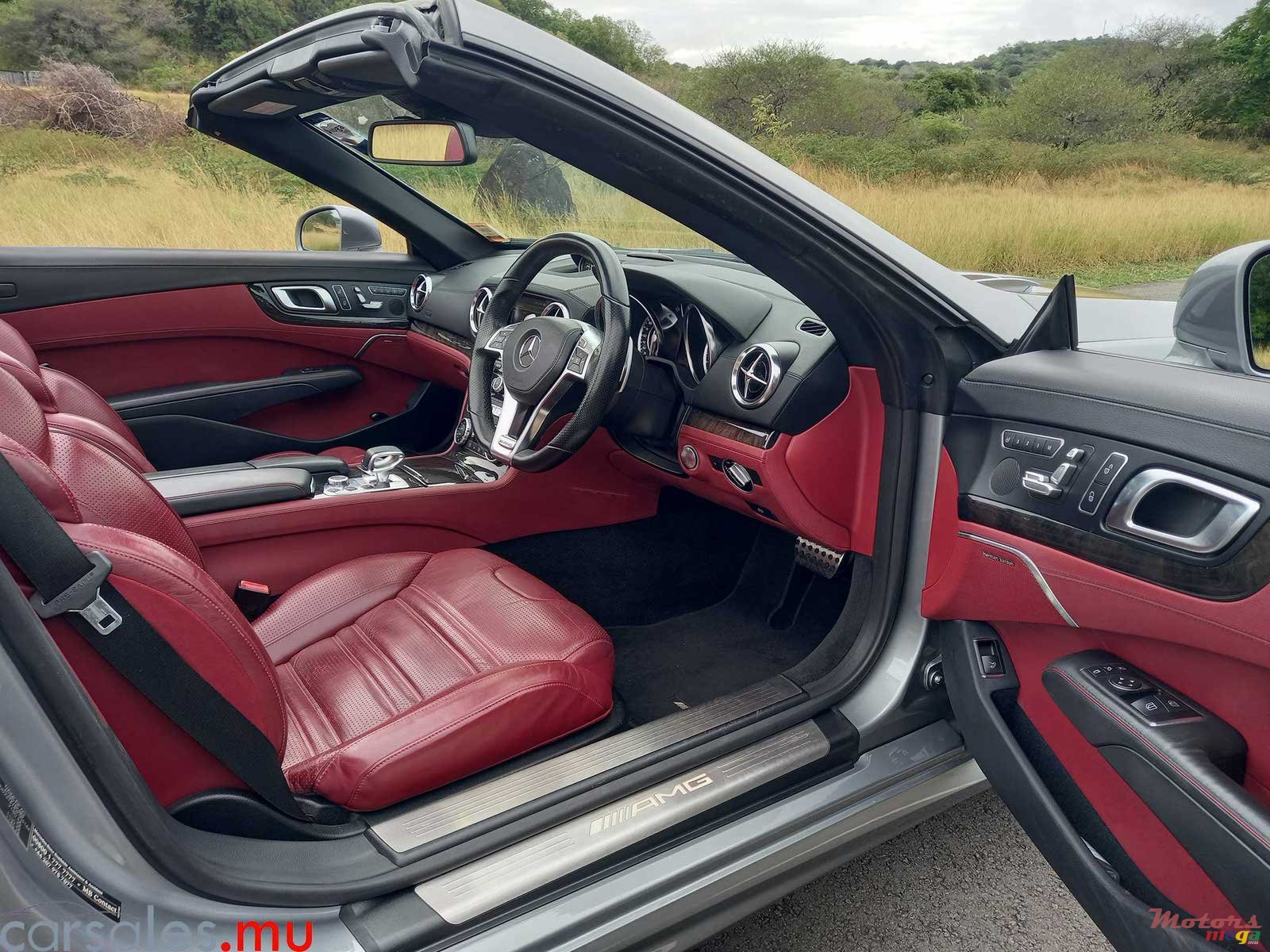 2012' Mercedes-Benz SL 63 AMG V8 Bi Turbo photo #6