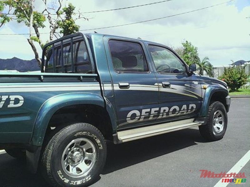 1998' Toyota Hilux photo #5