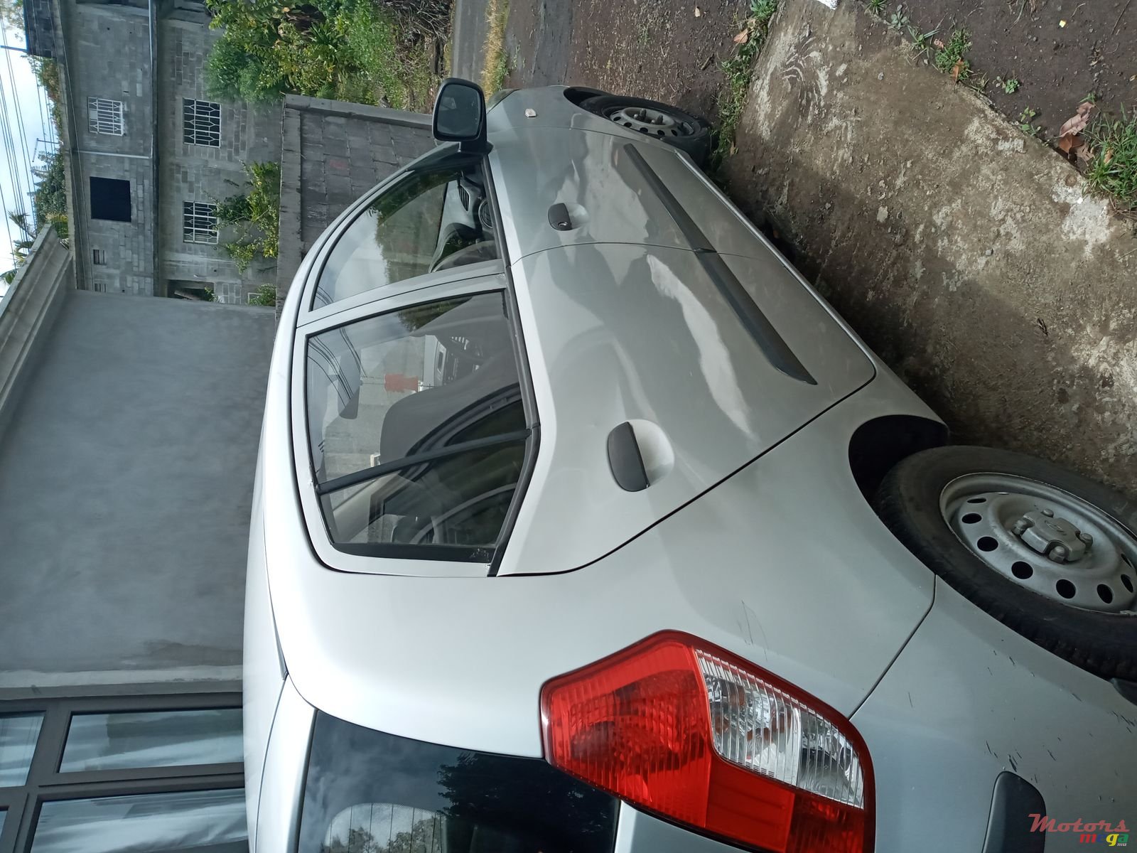 2010' Hyundai i10 photo #5