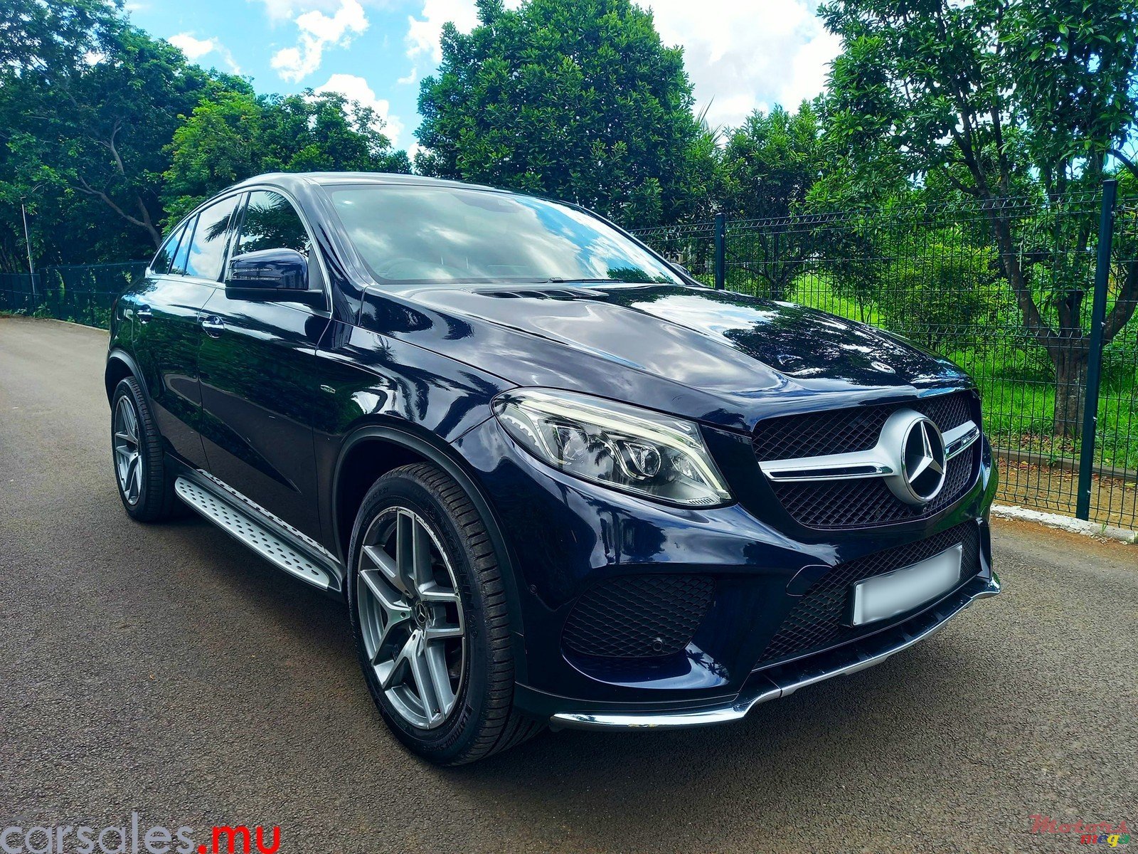 2018' Mercedes-Benz GLE 400 AMG 4 Matic 3.0 photo #2