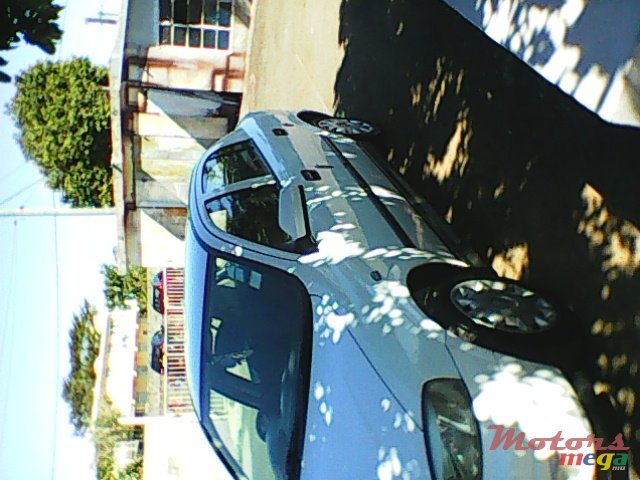 2003' Opel Astra photo #1