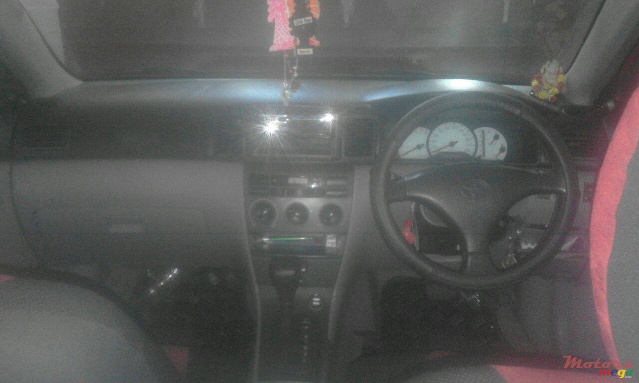 2001' Toyota Corolla photo #1