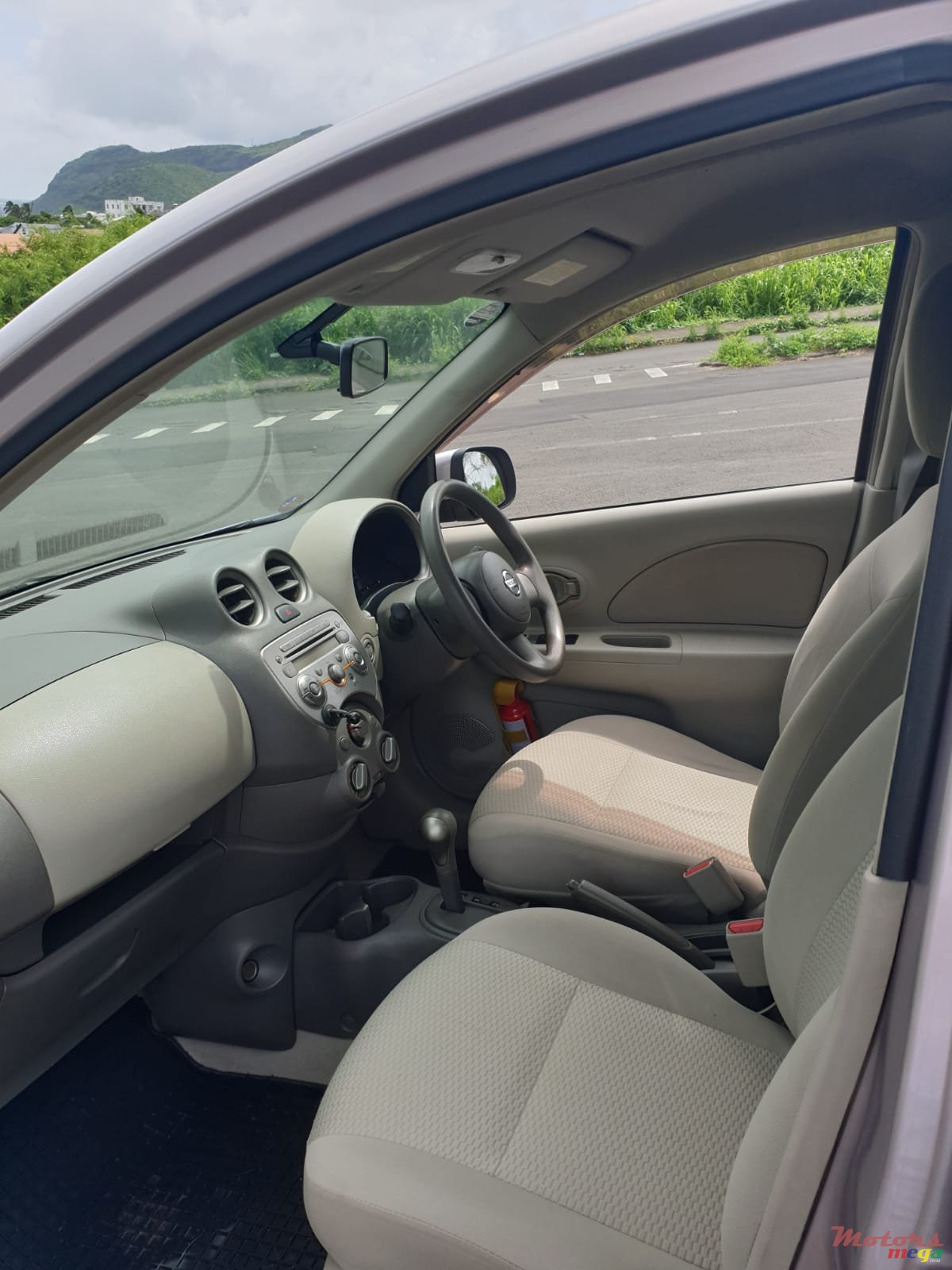 2011' Nissan March photo #4