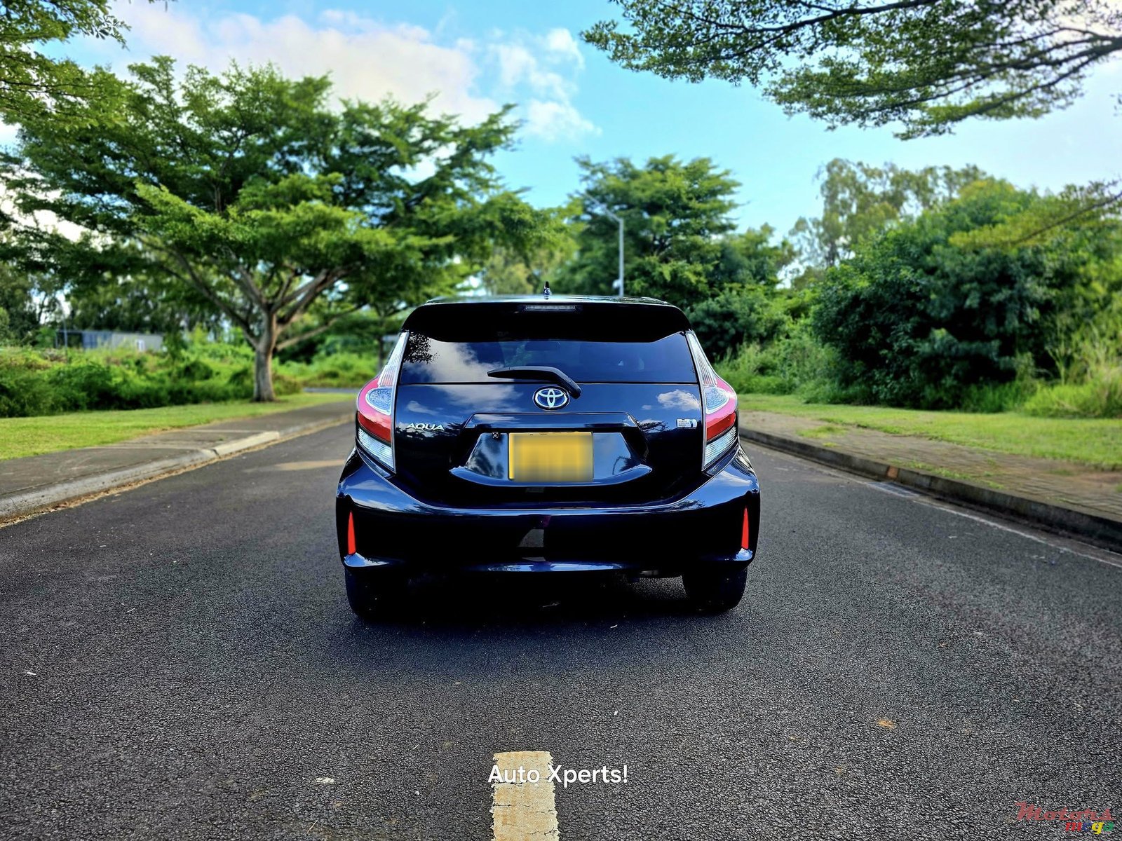 2017' Toyota Aqua photo #4