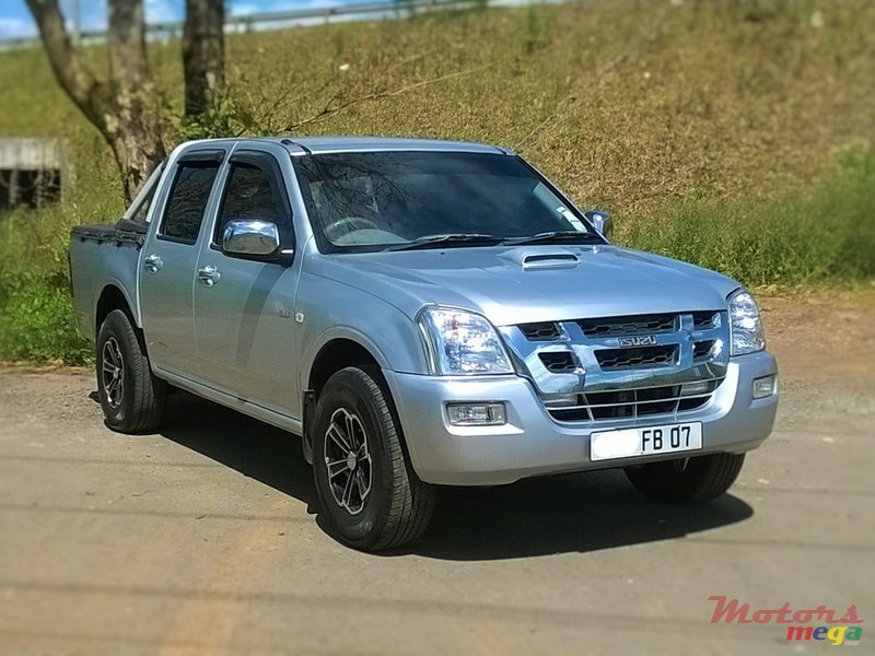 2007' Isuzu D-Max LS photo #2