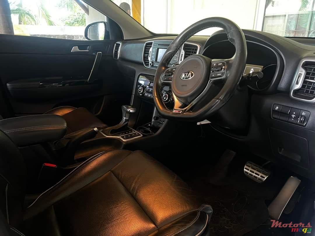 2018' Kia Sportage photo #6