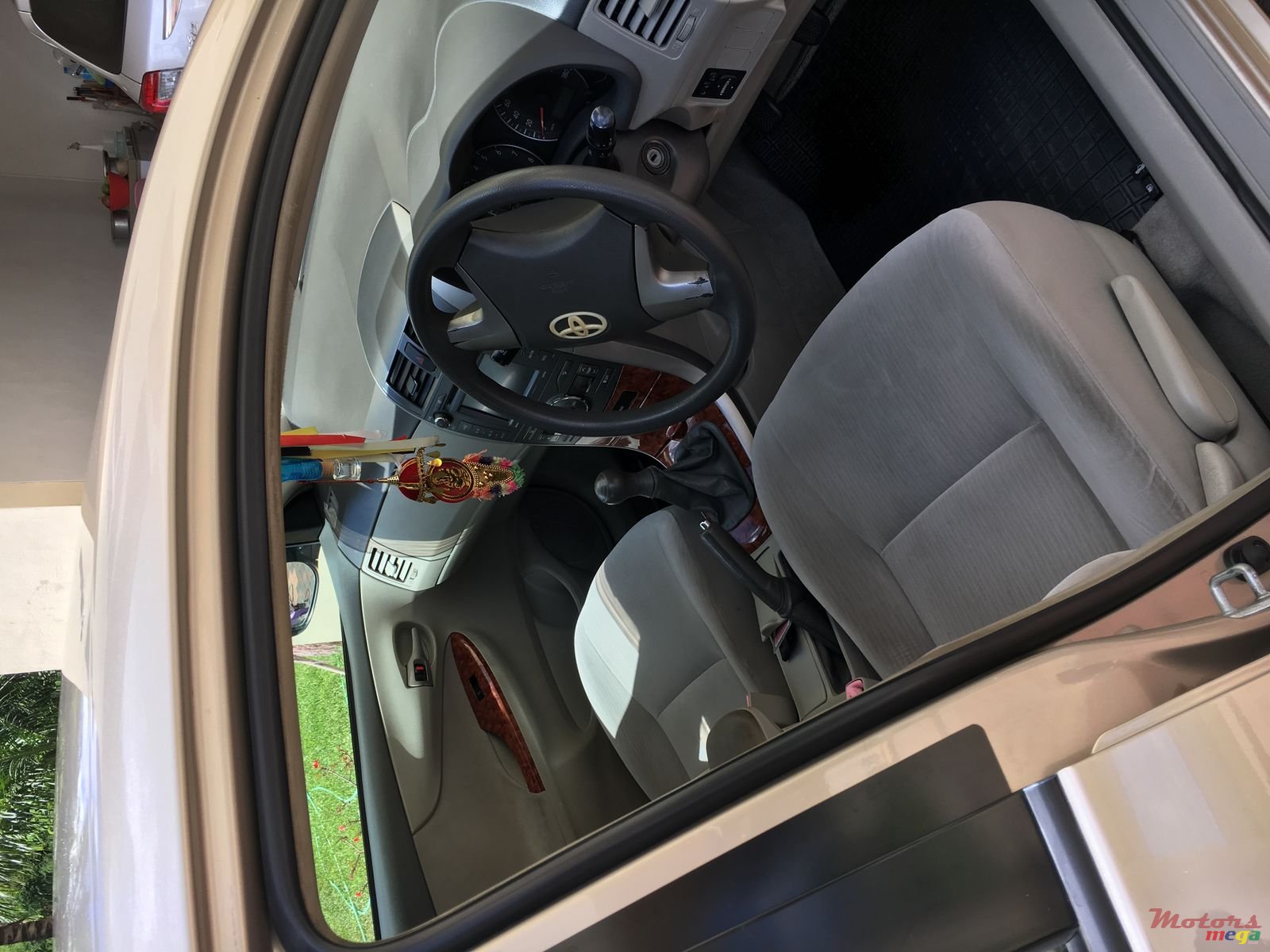 2008' Toyota Axio photo #7