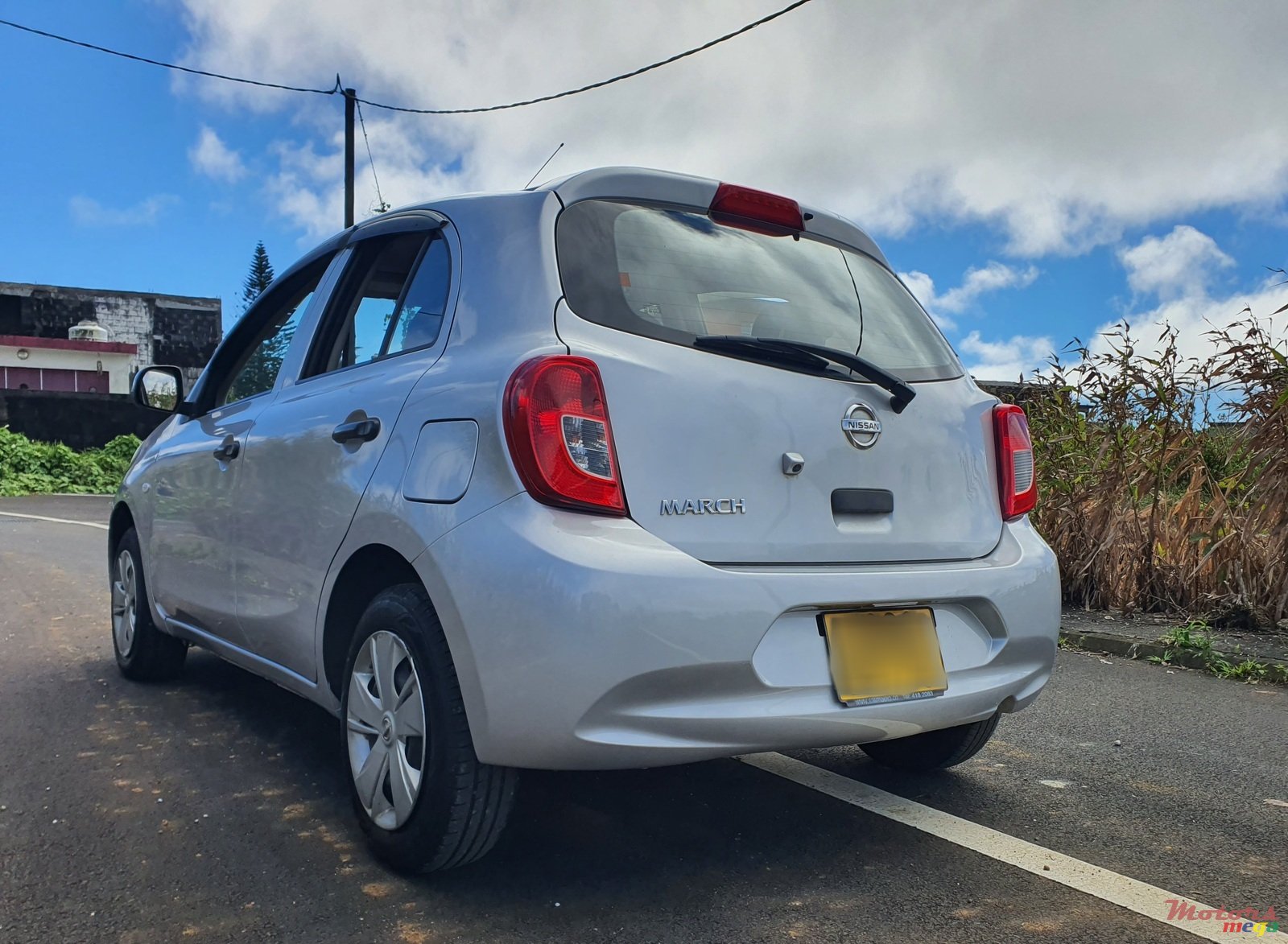 2015' Nissan March photo #3