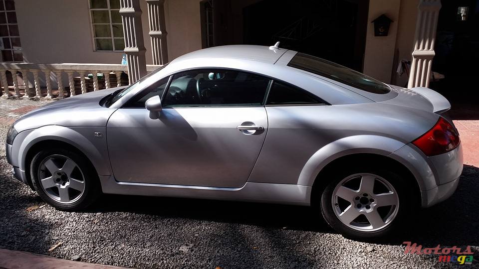 2001' Audi TT RS photo #4