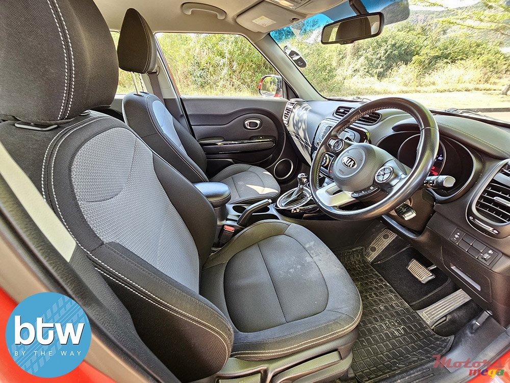 2017' Kia Soul photo #5