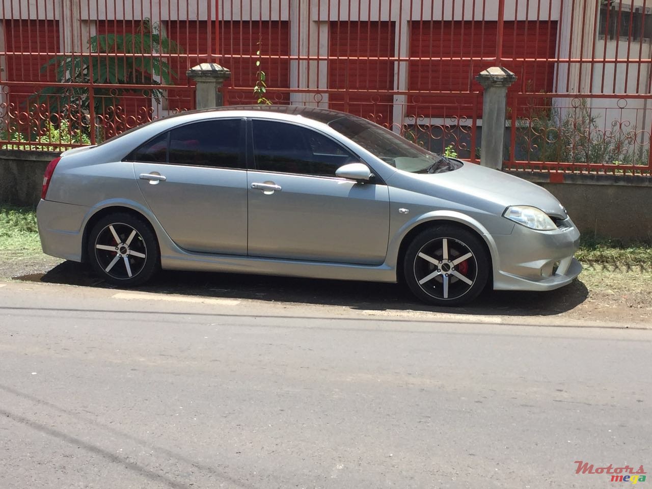 2004' Nissan Primera BODYKIT photo #3