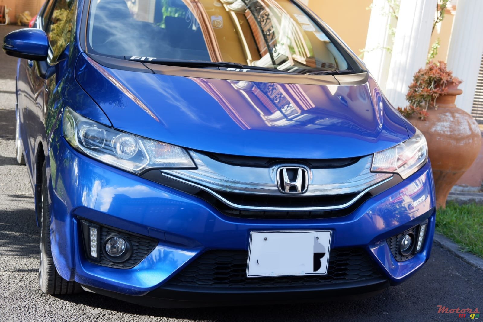 2015' Honda Fit L PACKAGE-HYBRID photo #4