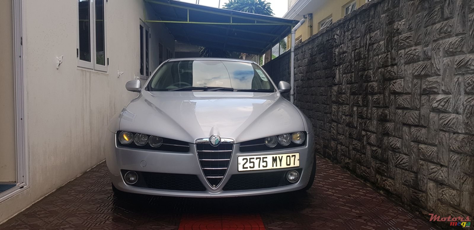 2007' Alfa Romeo 159 photo #1