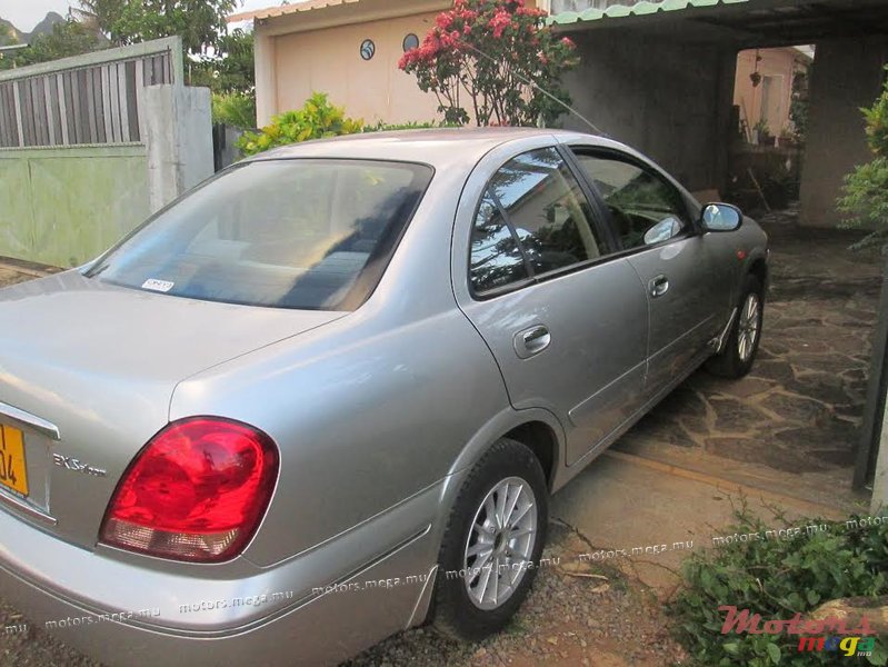 2004' Nissan Sunny N17 photo #2