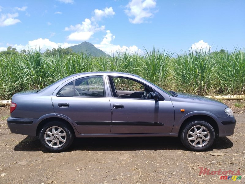 2003' Nissan Sunny photo #3