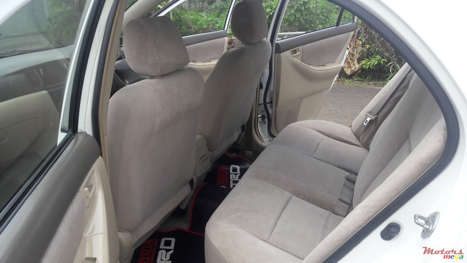 2002' Toyota Corolla Nze grade X photo #3