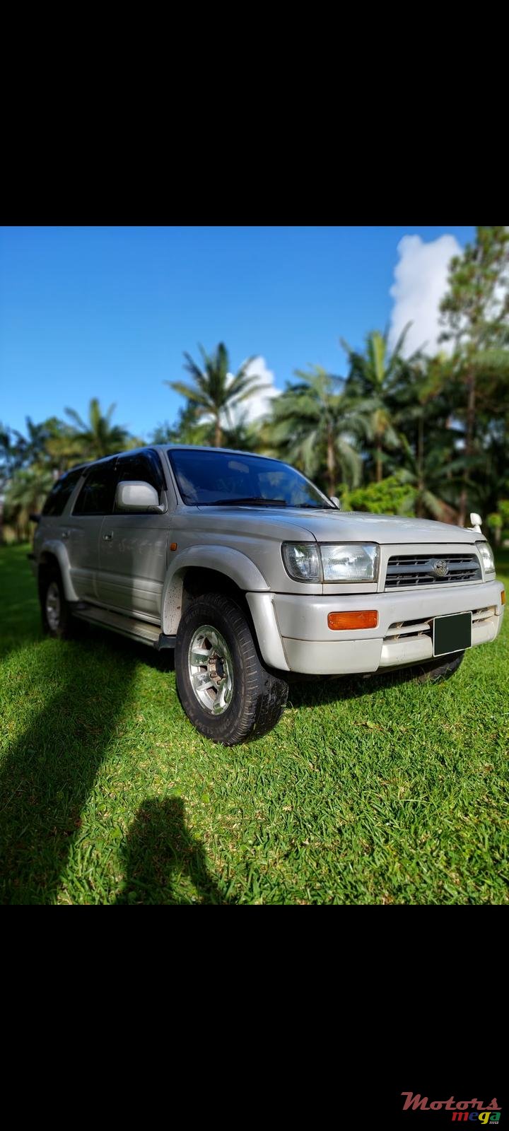 1998' Toyota Hilux Surf jeep photo #1
