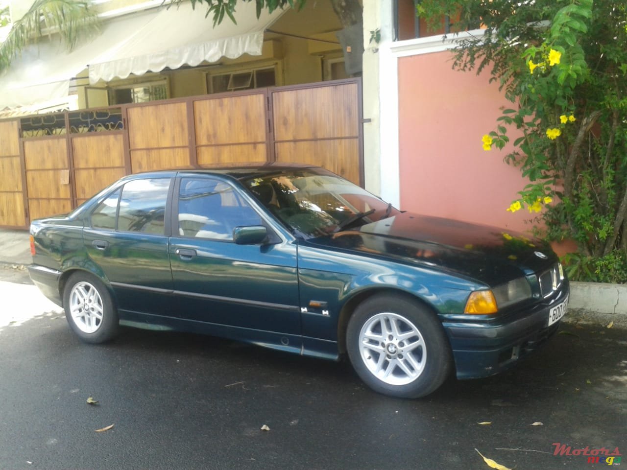 1996' BMW 3 Series photo #2
