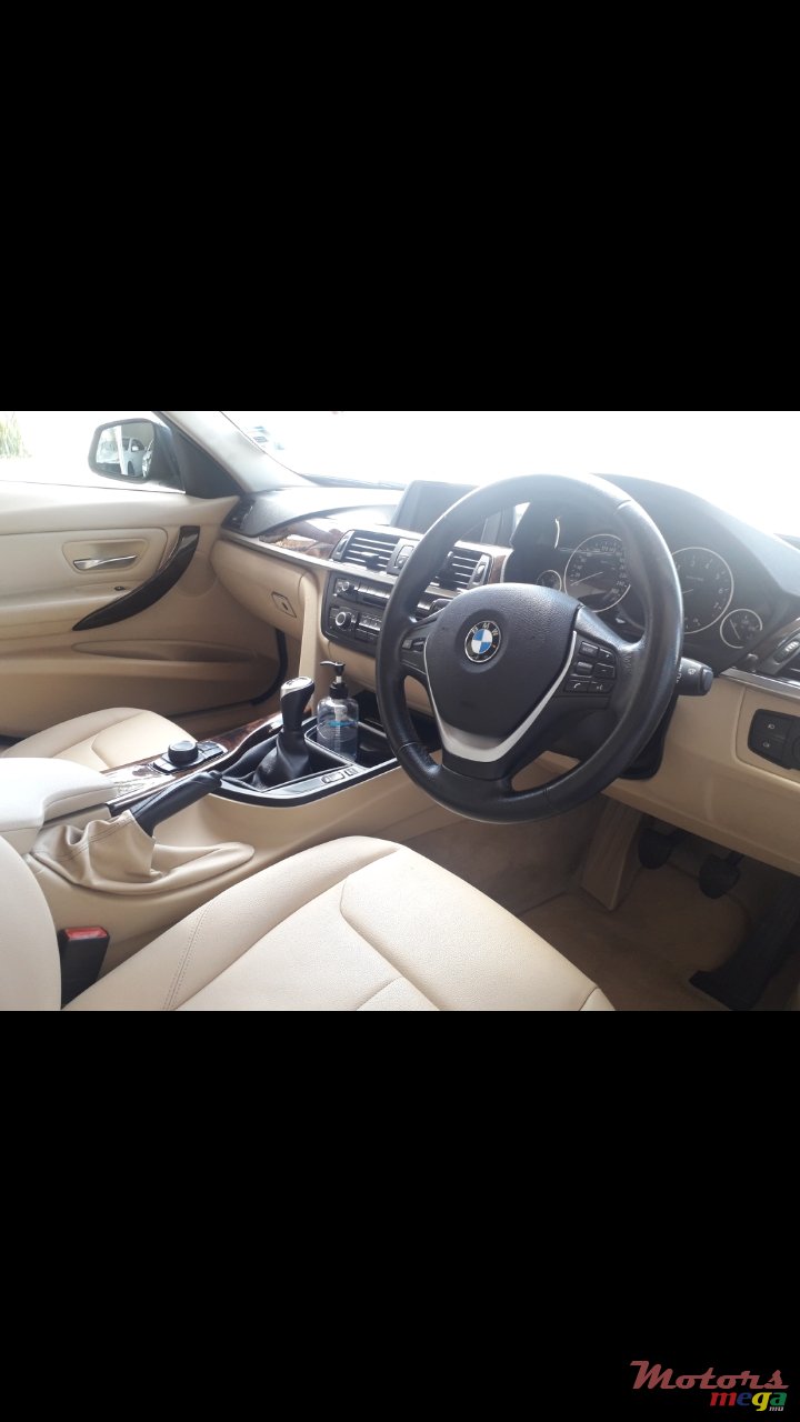 2013' BMW 3 Series photo #4