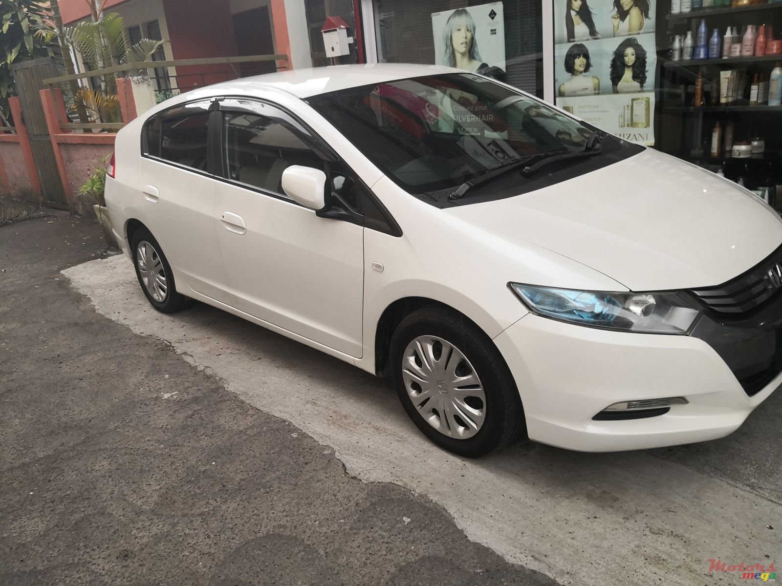 2011' Honda Insight photo #1