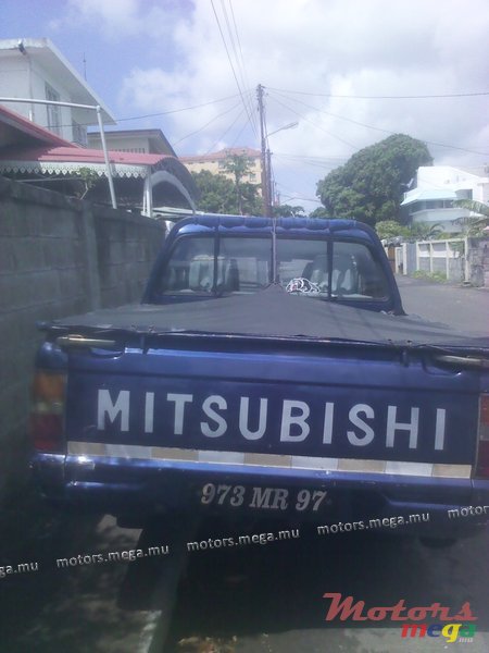 1997' Mitsubishi L300 L200 photo #2