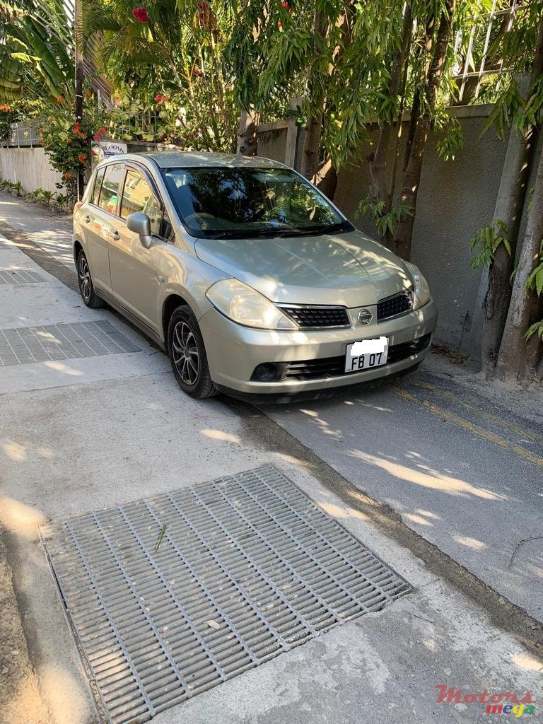 2007' Nissan Tiida photo #3