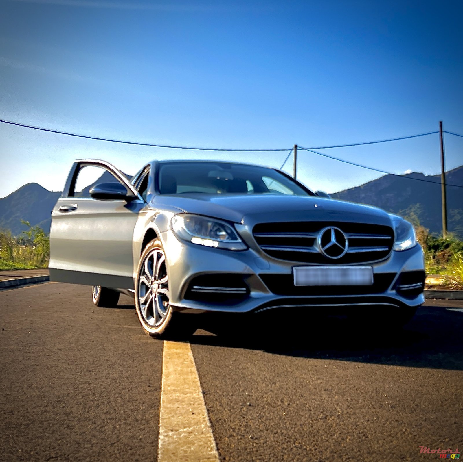 2015' Mercedes-Benz C 180 photo #3